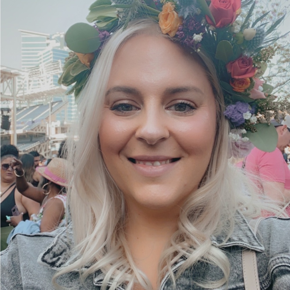 Meet your Posher, Leah